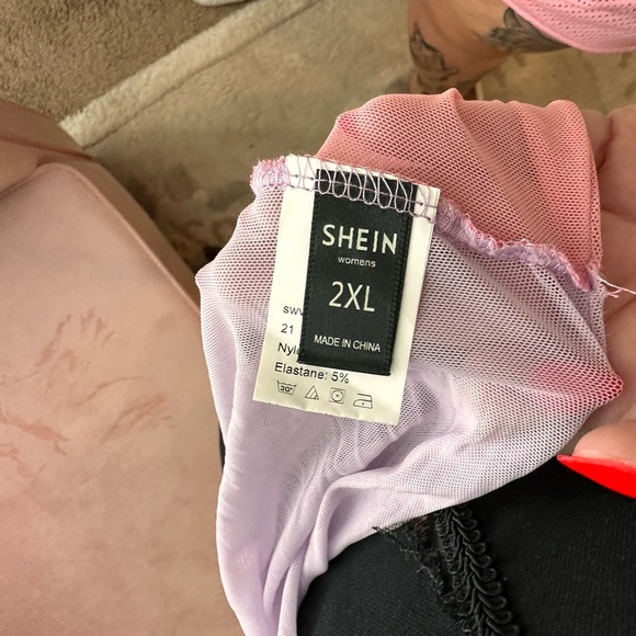 Plus Size 2X SHEIN Pink and Lavender Camisole - Picture 2 of 5